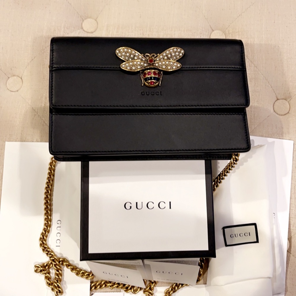 Gucci Black Leather Bee Embellished Crossbody Bag